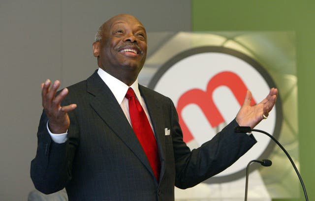 <p>San Francisco Mayor Willie Brown (seen in 2003) has said he might sue Donald Trump over the story </p>