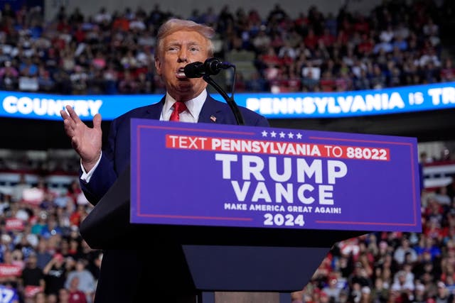 <p>Donald Trump told a crowd of supporters in Pennsylvania that he is a ‘better looking person’ than Kamala Harris </p>